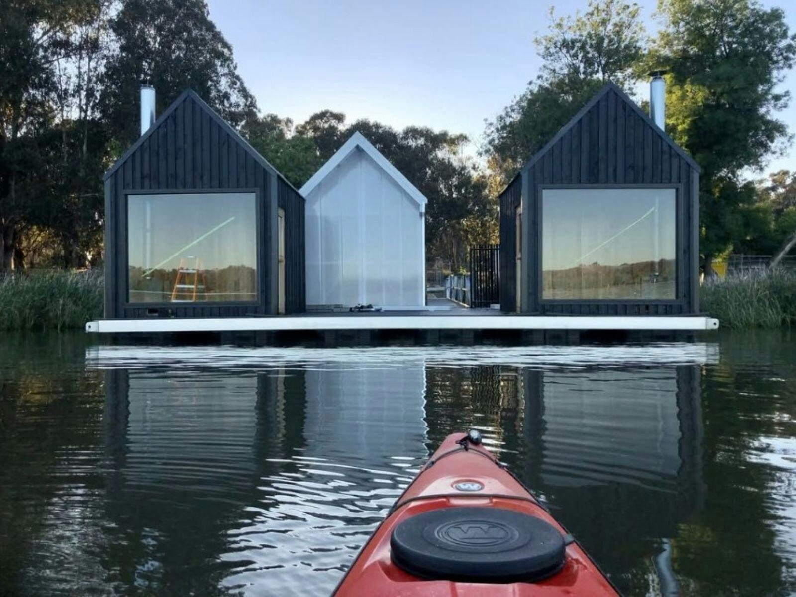 Floating Sauna, Lake Burley Griffin