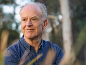 Headshot of Mark McKenna