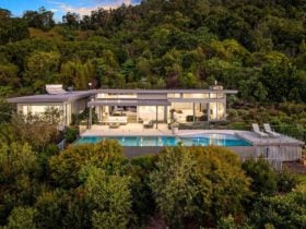 The Springs - Byron Bay - Drone View of House Dusk