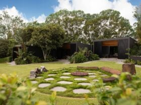 Amaroo retreat cabins alongside each other