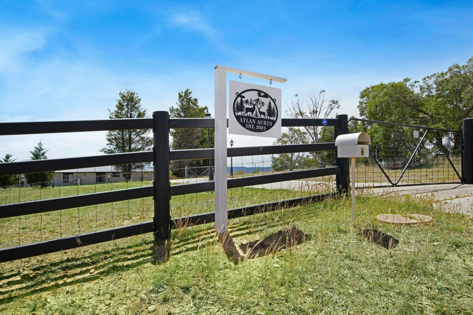 Atlan Acres