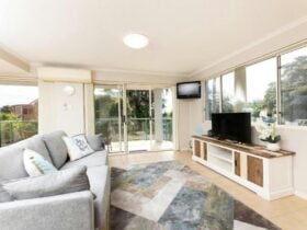 Lounge room