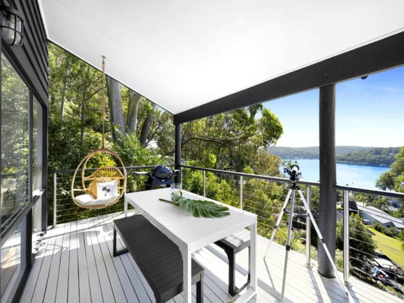 Large front deck, great for relaxing