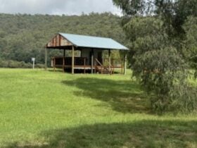 Colo River Hut