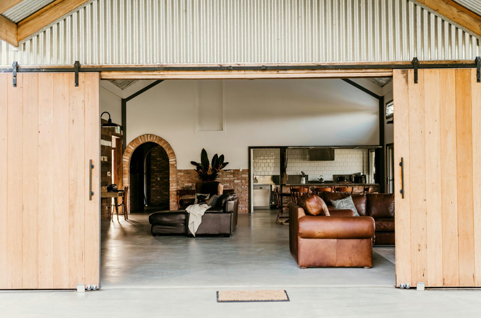 barn door entry