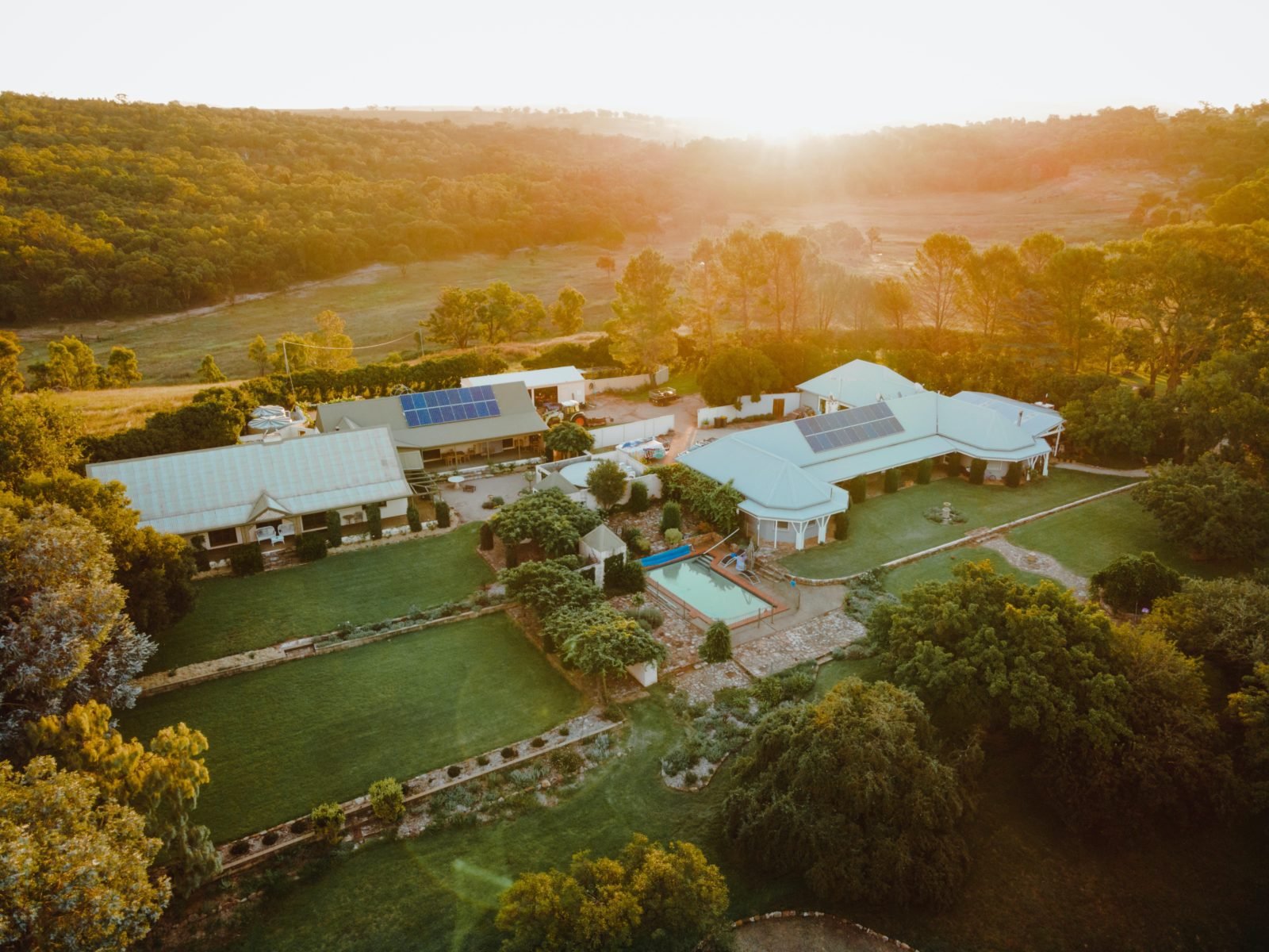 Main House, Guest House, Property