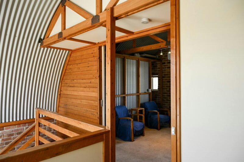 Architectural features, upstairs