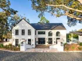 Elouera house outside 1