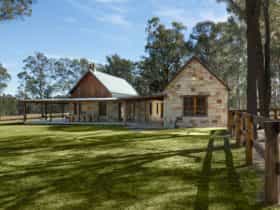 Enzo Cottage