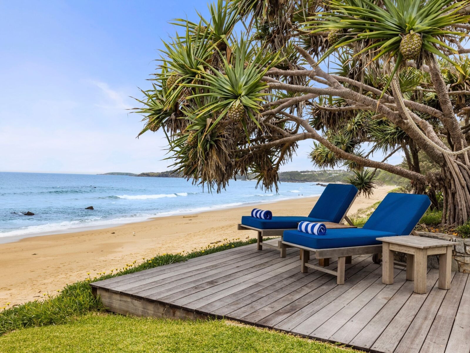 Absolute beachfront location