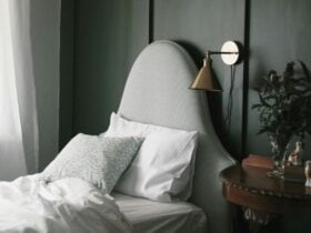 One of the twin single beds in Burnima Cottage