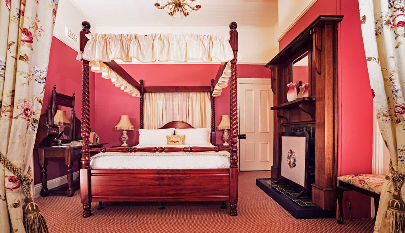 English Rose Master Spa Suite