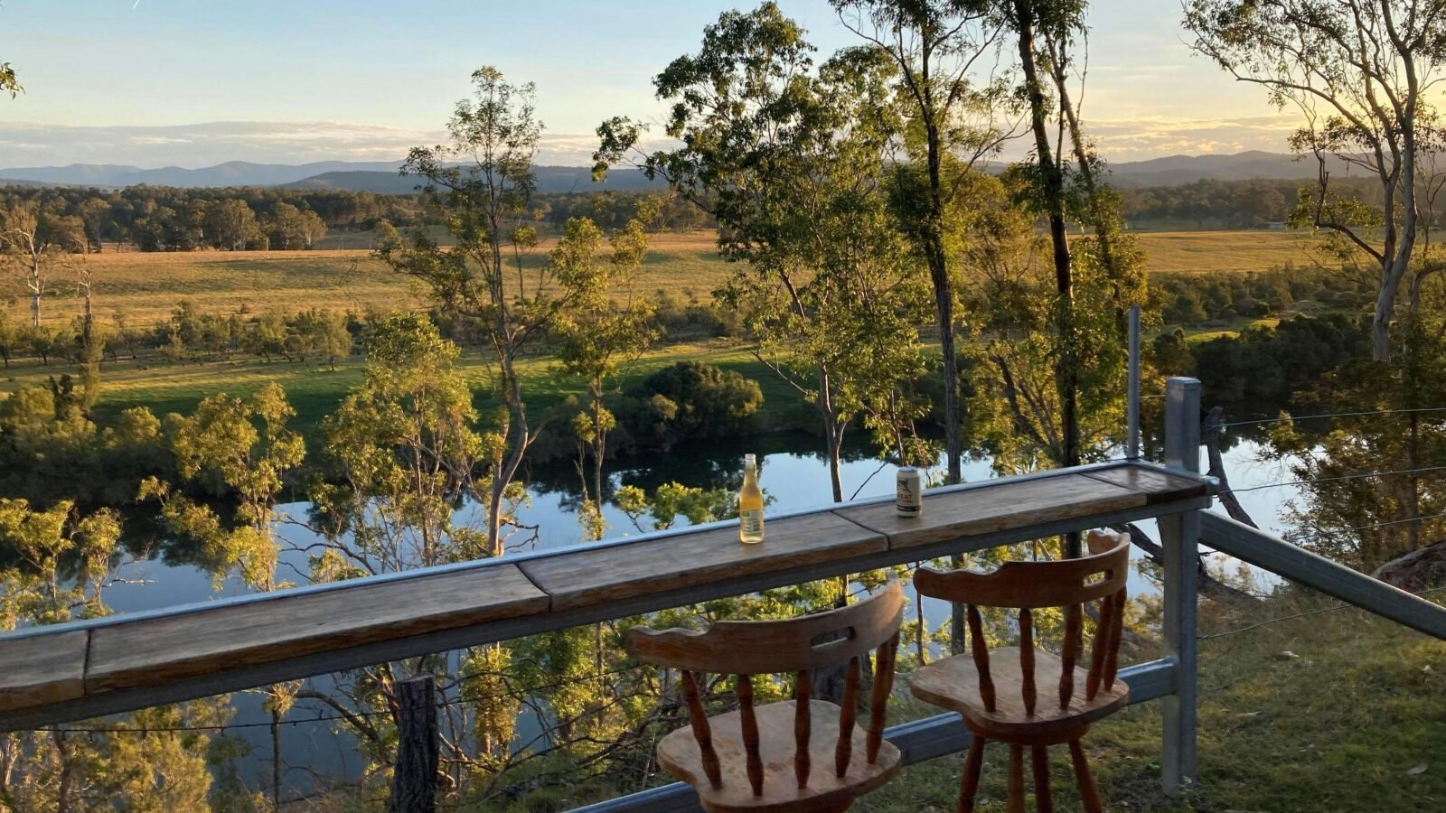 âThe Hutâ on the Clarence (4WD)