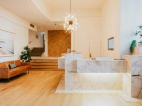 Lobby Mercure Charlestown,