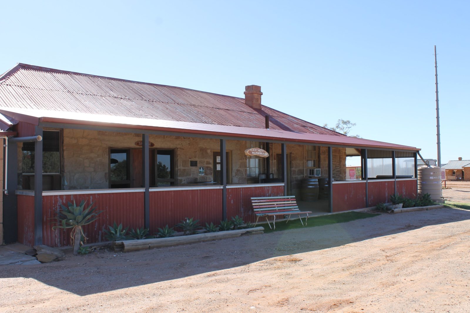 Milparinka Hotel est 1882