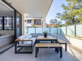 Large Outdoor Entertaining Area