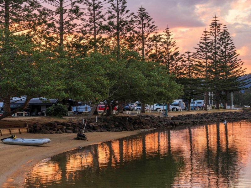 Reflections Holiday Parks Massy Greene Camping On Waters Edge