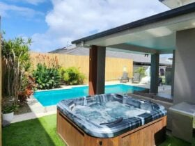 Shell Shack Shell Cove- spa and pool