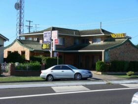 Squatters Homestead Motel