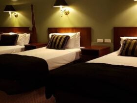 Image of family room at Tamwell Motel