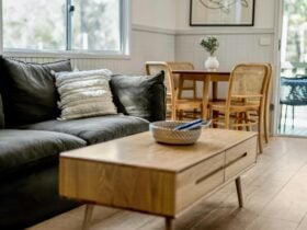 Deluxe Family Cabin Lounge Room
