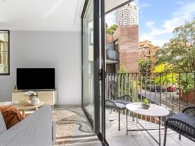 Lounge and Balcony views