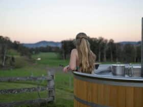 outdoor spa/bath