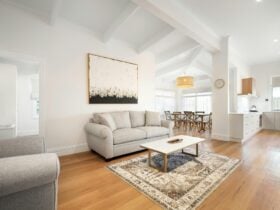 Apartment 4_Living