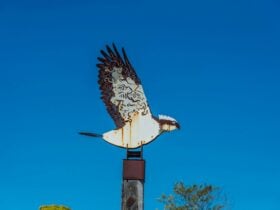 sculpture of an osprey