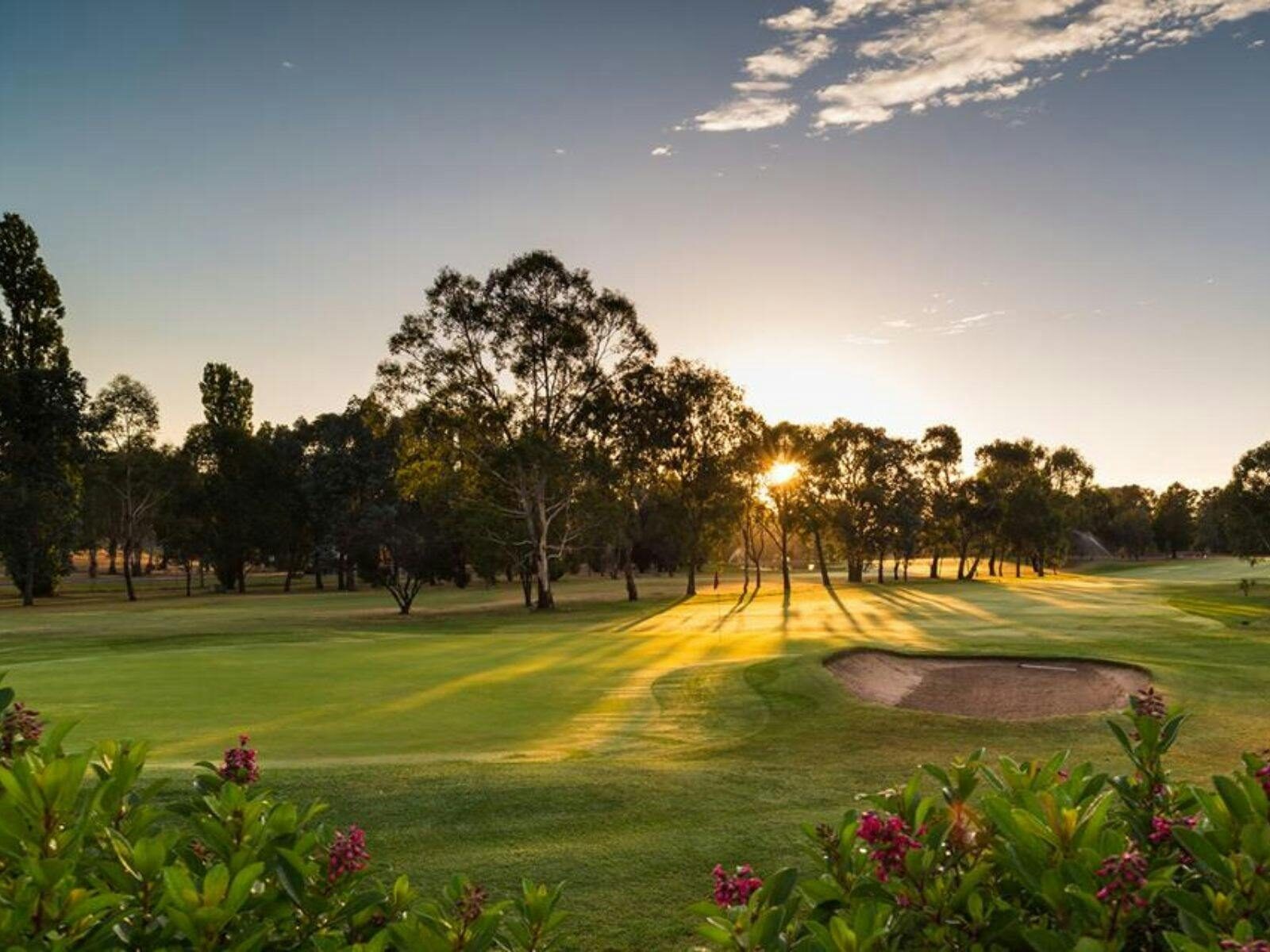Stunning sunsets across the greens at Bathurst Golf Club