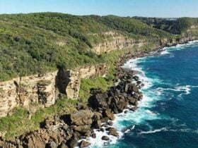 Glenrock State Conservation Area. Photo: Adam Hollingworth © DPE