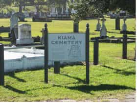 Sign at the entrance to the cemetery