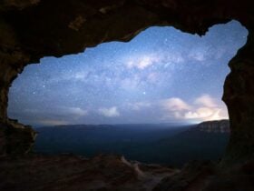 Starry views over Blue Mountains National Park from Lincolns Rock in Wentworth Falls