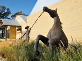 heritage trail mvbc statue