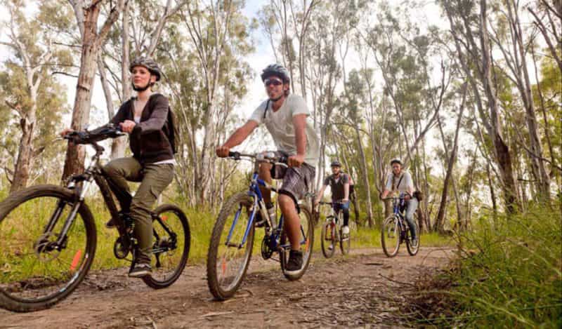 Blue Mountains panoramic mountain bike ride