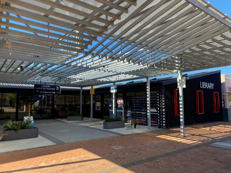 Quirindi Library courtyard and main entrance