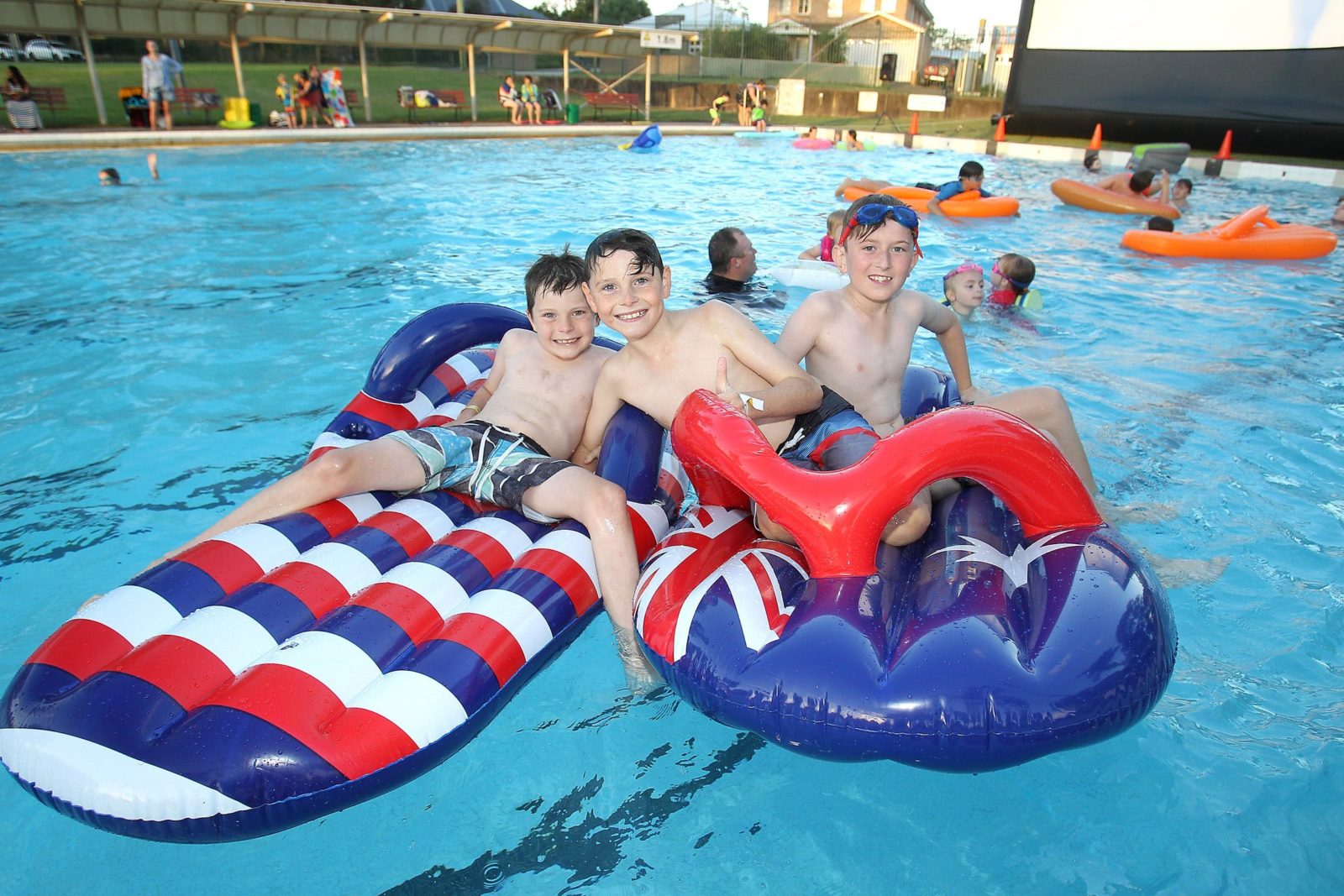 Riverstone Swimming Centre