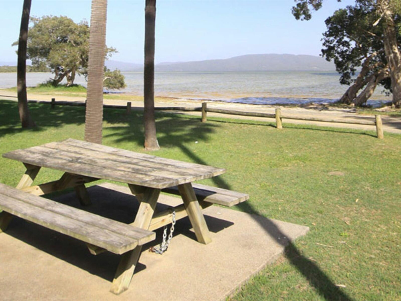 Picnic table at Sailing Club picnic area, Booti Booti National Park. Photo: OEH