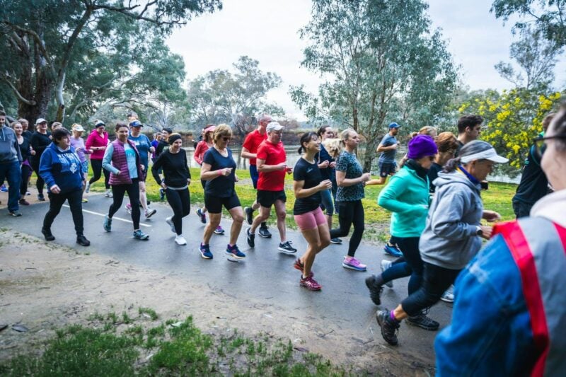 Parkrun Albury Wodonga participants in action