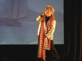 Do you think Rod Stewartâs sexy?!