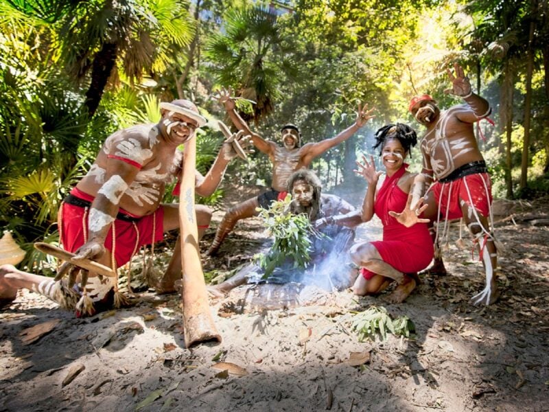 Walangari Karntawarra and Diramu Aboriginal Dance and Didgeridoo entertain and inform about culture