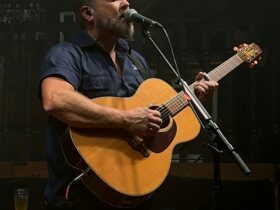 Busby Marou