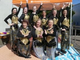 belly dancers