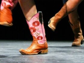 A close up on multiple people