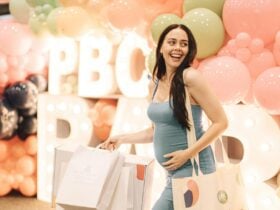 pbc baby expo pregnant woman is shopping