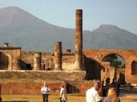 Pompeii & Herculaneum: Reconstructing the Final Day