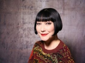 Photo of Claudia Chan Shaw