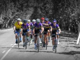 VIC100 riders