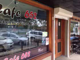 Cafe 652