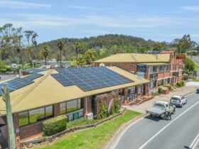 Cobargo Hotel Exterior